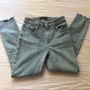 abercrombie women’s high-rise ankle jeans- 26w